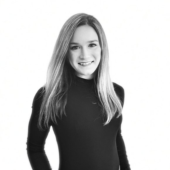 Meet your Posher, Elisa - Picture 1 of 1